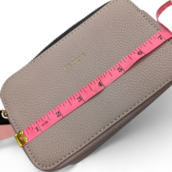 Kedzie | Modernist Vegan Leather Crossbody Bag - Picture 12 of 13